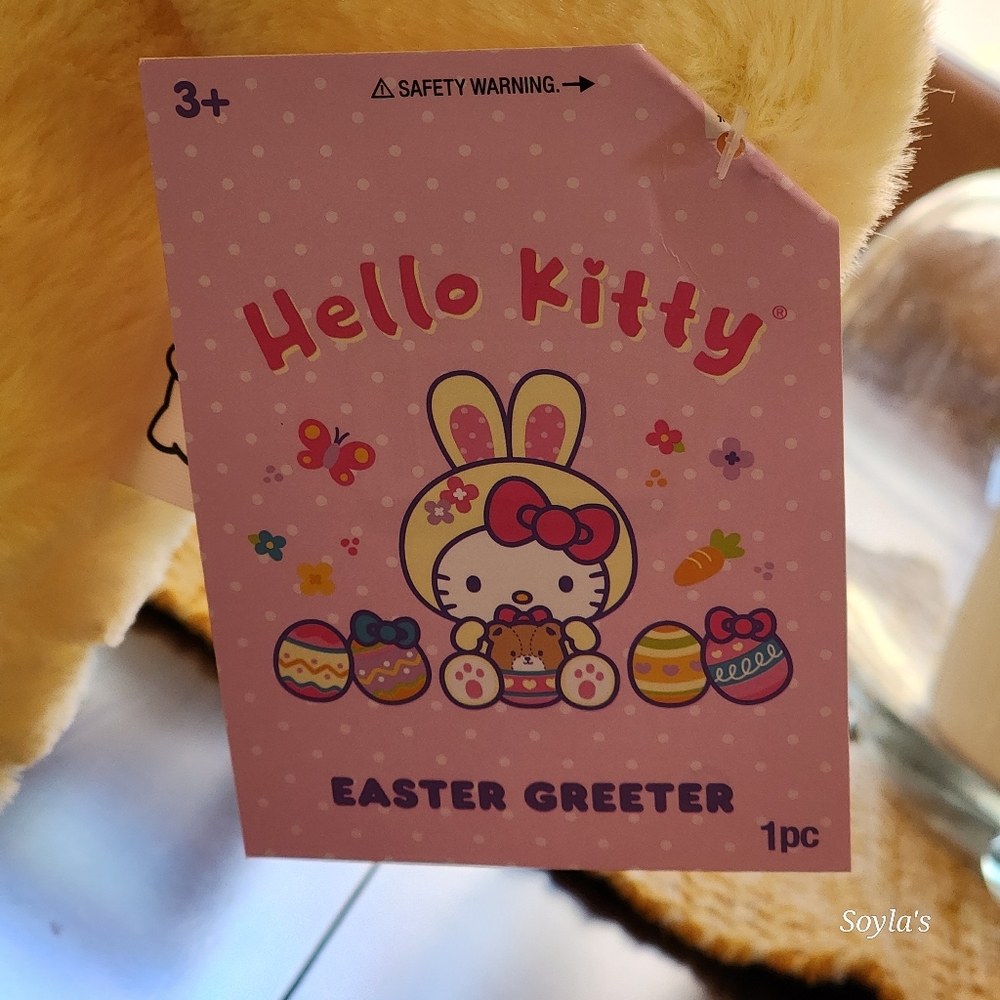 Hello Kitty Easter Greeter - Picture 6 of 6